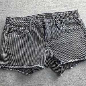 Big Star Remy Low Rise Hickory Stripe Denim Cut Off Shorts Navy White Sz 27